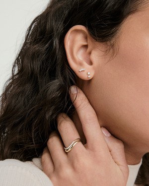Diamond Curve Bar Stud from Mejuri