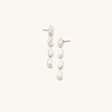 Oversized Organic Pearl Earrings via Mejuri