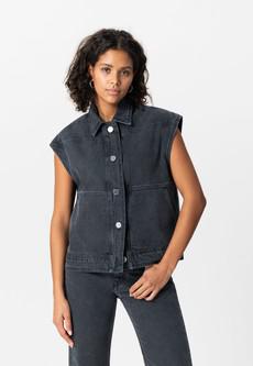 Vivian Vest - Used Black via Mud Jeans