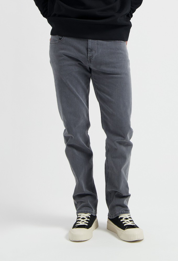 Bryce Mid Straight - Light Grey from Mud Jeans