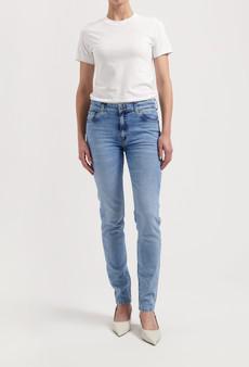 Skyler Mid Skinny - Original Stone via Mud Jeans