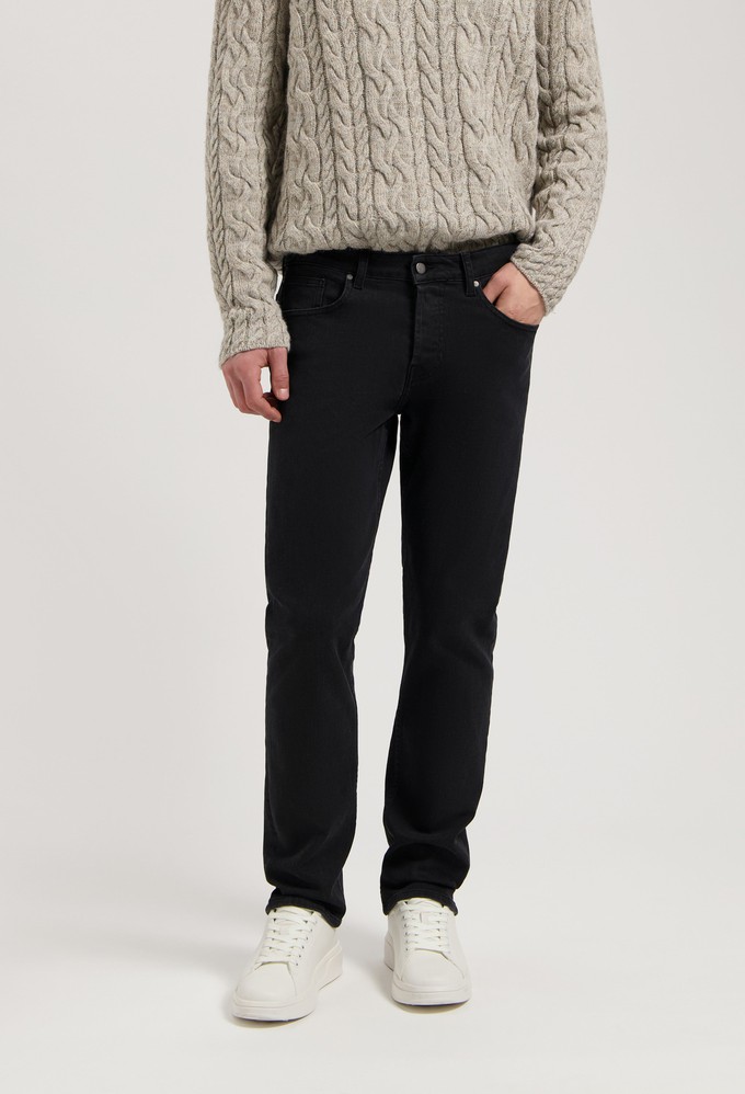Hank Mid Tapered - Stone Black from Mud Jeans