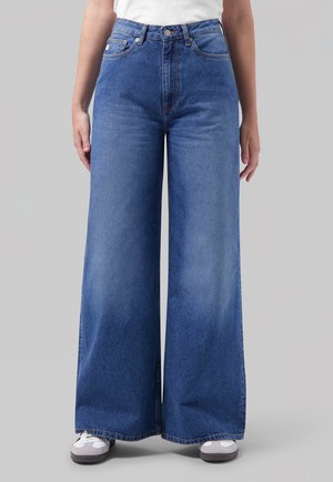 Wyde Sara - Medium Stone from Mud Jeans