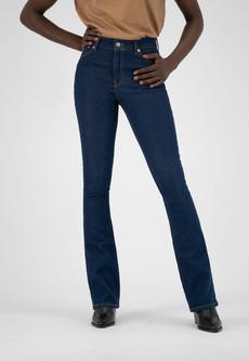 Flared Hazen - Strong Blue via Mud Jeans