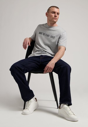 Bryce Mid Straight - Dry from Mud Jeans