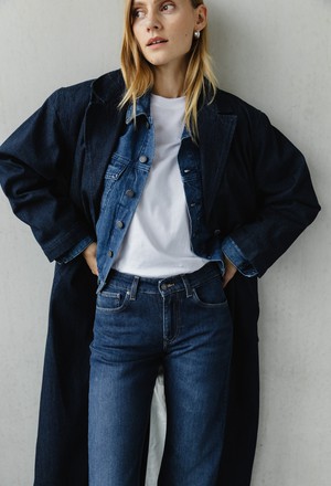 Carry Mid Straight - Faded Vintage from Mud Jeans
