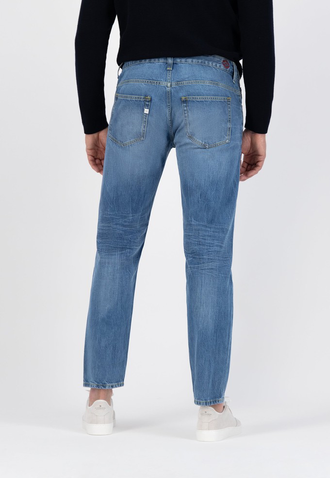 Regular Dunn Stretch - Medium Worn from Mud Jeans