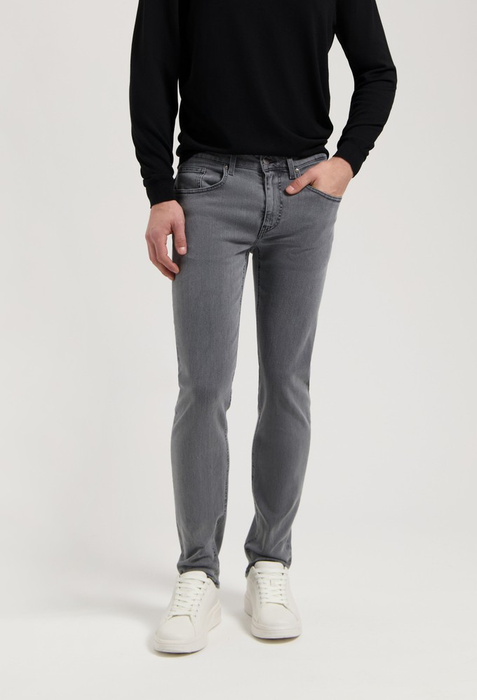 Dunn Low Tapered - Light Grey from Mud Jeans