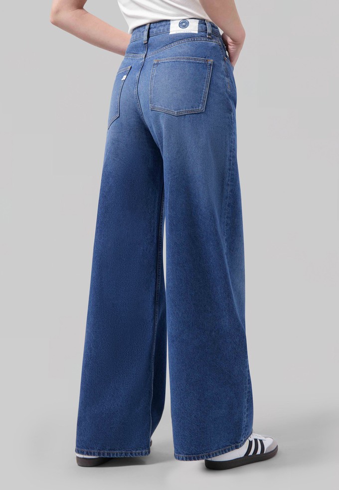 Wyde Sara - Medium Stone from Mud Jeans