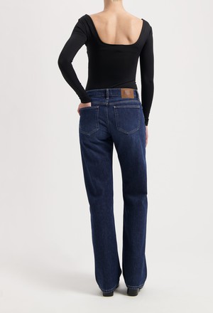 Carry Mid Straight - Faded Vintage from Mud Jeans