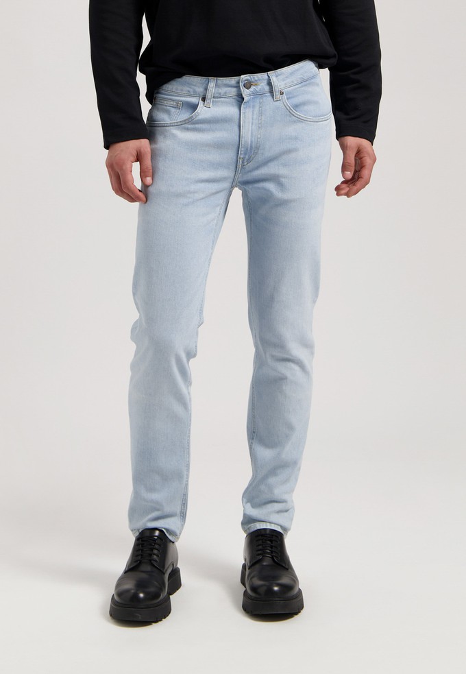 Dunn Low Tapered - Light Vintage from Mud Jeans