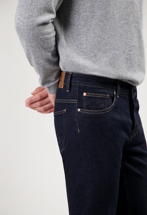 Hank Mid Tapered - Strong Blue from Mud Jeans