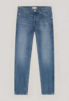 Regular Dunn Stretch - Medium Worn via Mud Jeans