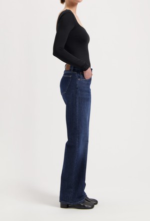 Carry Mid Straight - Faded Vintage from Mud Jeans