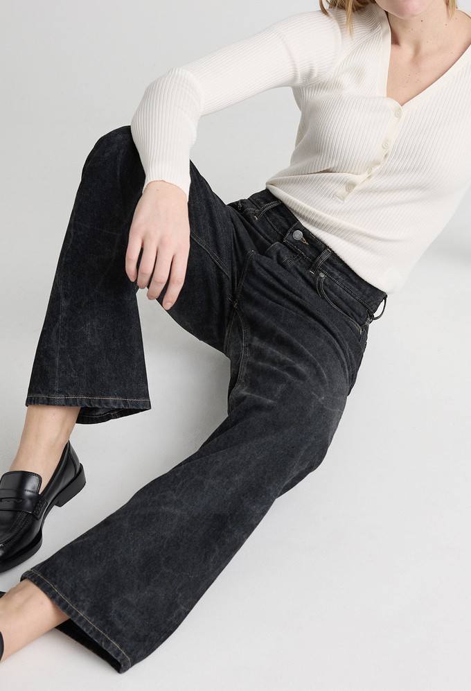 Emma Low Loose - Dry Black from Mud Jeans