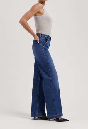 June Mid Loose - Fresh Fade from Mud Jeans