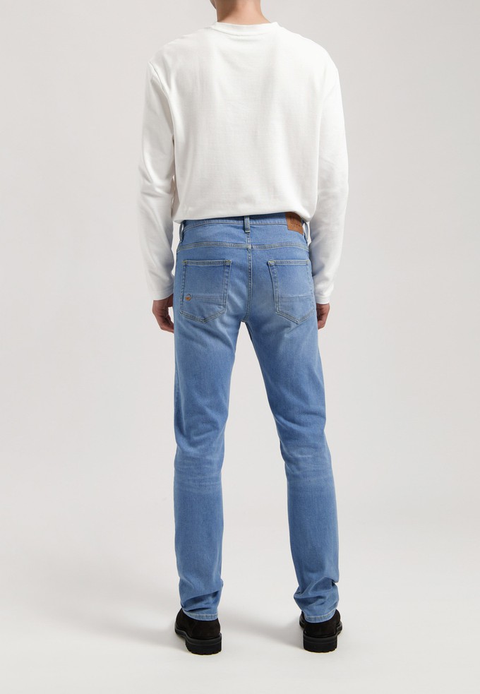 Daily Mid Tapered - Old Stone from Mud Jeans