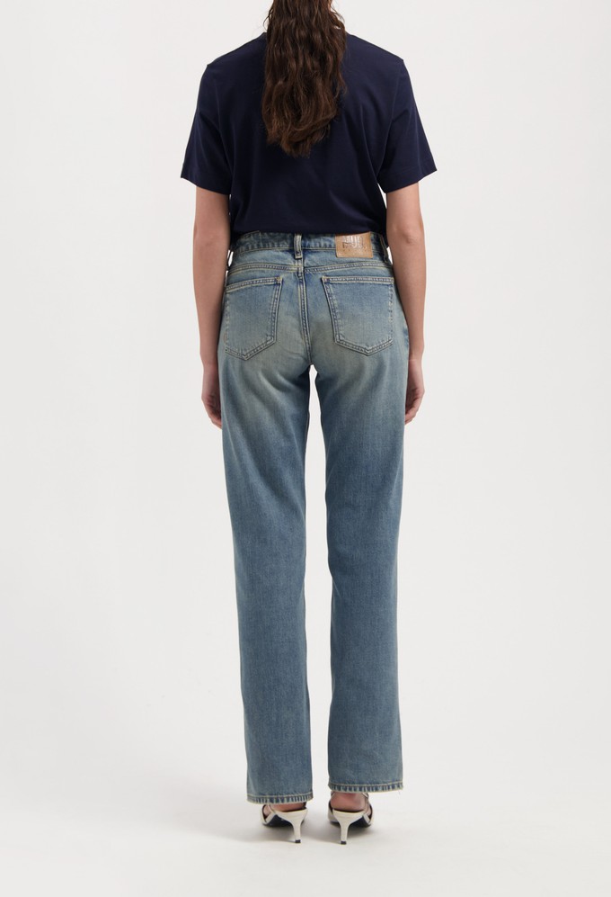 Carry Mid Straight - Earth Vintage from Mud Jeans