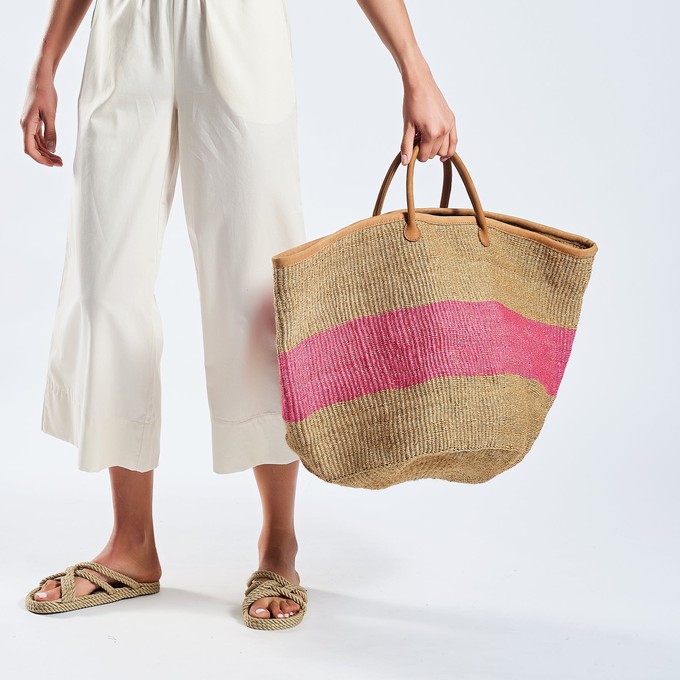 WOVEN SISAL BASKET pink stripe from Mymarini