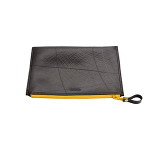 Lewis Essential Medium Flat Vegan Pouch from Paguro Upcycle