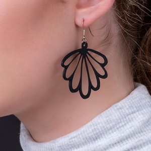 Shell Recycled Rubber Earrings Eco-Friendly Design from Paguro Upcycle