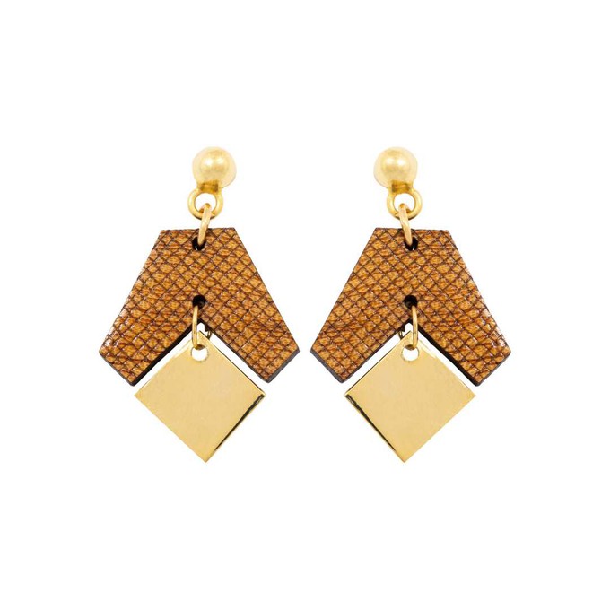 Cacah Gori Recycled Wood Earrings from Paguro Upcycle