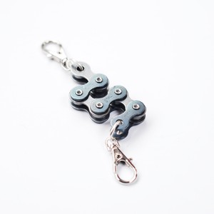 Recycled Bike Chain Vegan Keyring from Paguro Upcycle