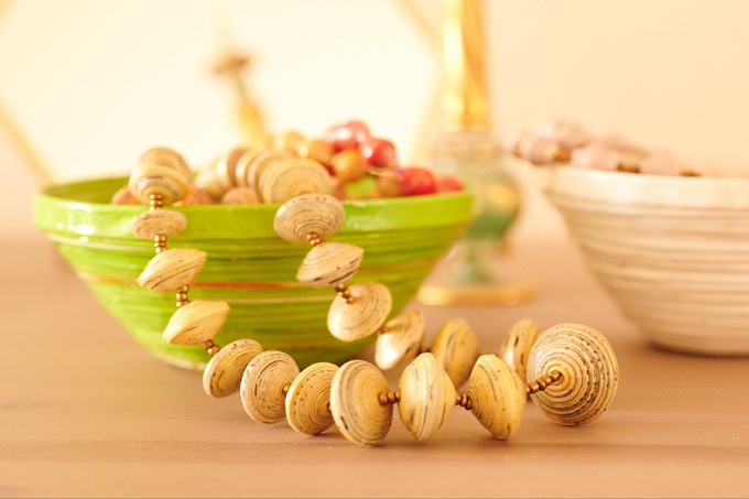 Kleine Dekoschale „Njinja“ – handgemacht aus Recyclingpapier from PEARLS OF AFRICA