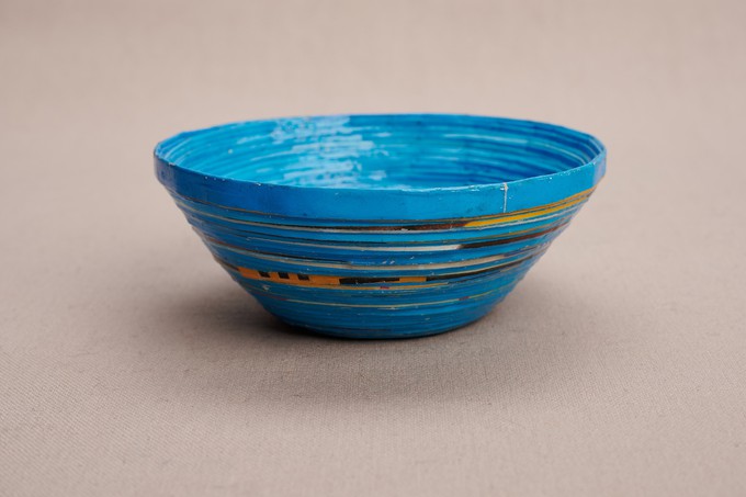 Kleine Dekoschale aus Recyclingpapier "Njinja" from PEARLS OF AFRICA