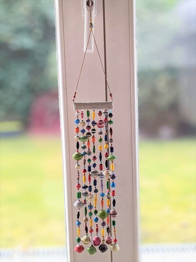 Fenster-/Wand-Dekoration aus Papierperlen "Bunto" from PEARLS OF AFRICA
