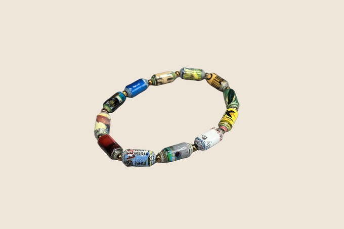 Papierperlenarmband „Kribi“ – geometrisch & markant from PEARLS OF AFRICA