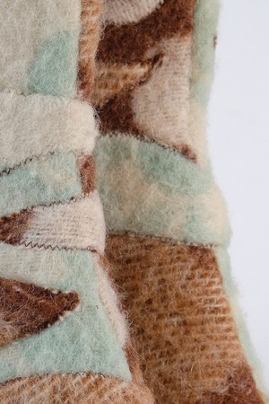 Tigra | unique gaiters from felted woollen blankets from Pepavana Tigra | unique gaiters from felted woollen blankets from Pepavana