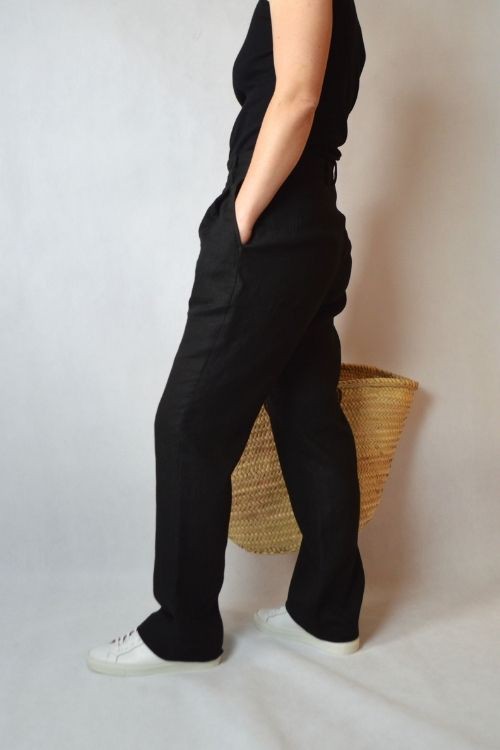 High-Waisted Straight Fit Linen Trousers from Pret a Collection