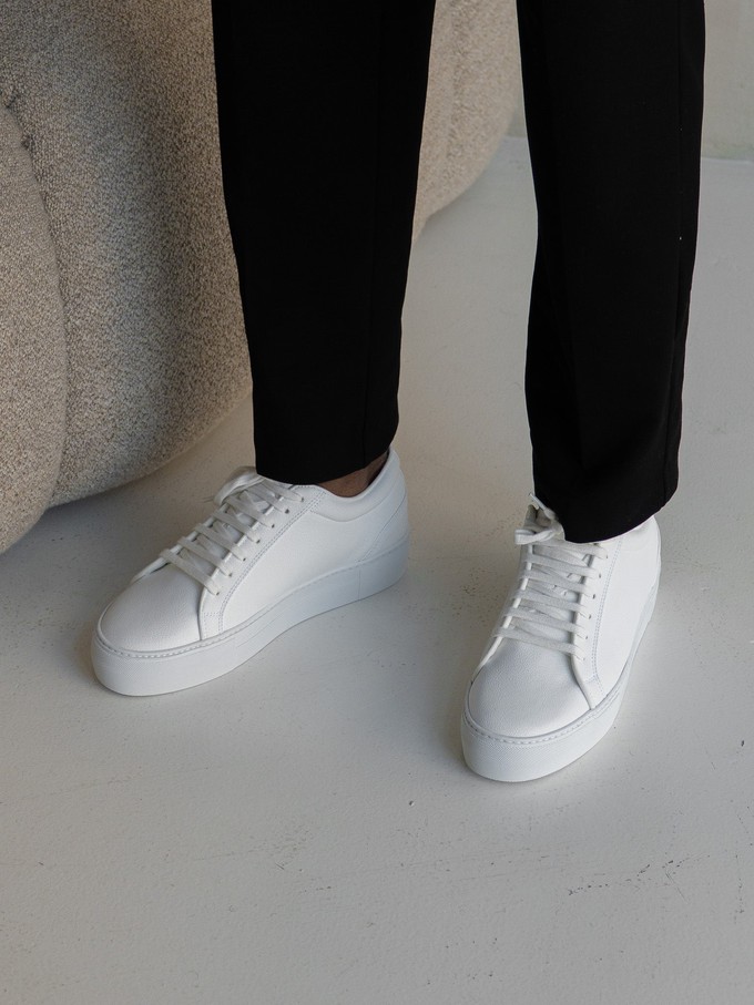 Grape Essential - Classic White from QURC. amsterdam Grape Essential - Classic White from QURC. amsterdam