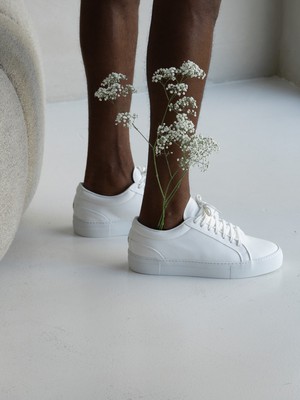 Grape Essential - Classic White from QURC. amsterdam Grape Essential - Classic White from QURC. amsterdam