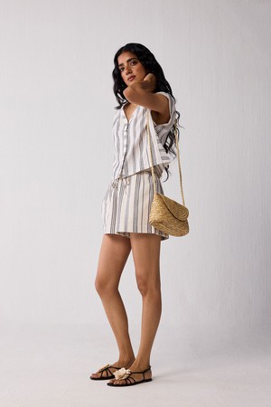 Regular Drawstring Shorts in Stripes from Reistor