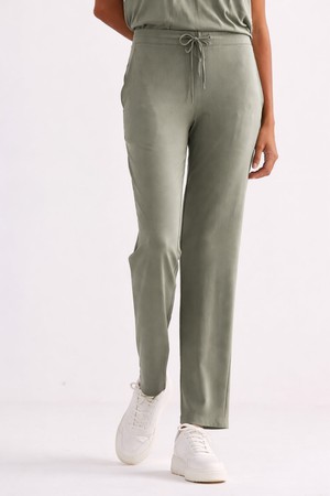 Wide Leg Pant in Olive from Reistor