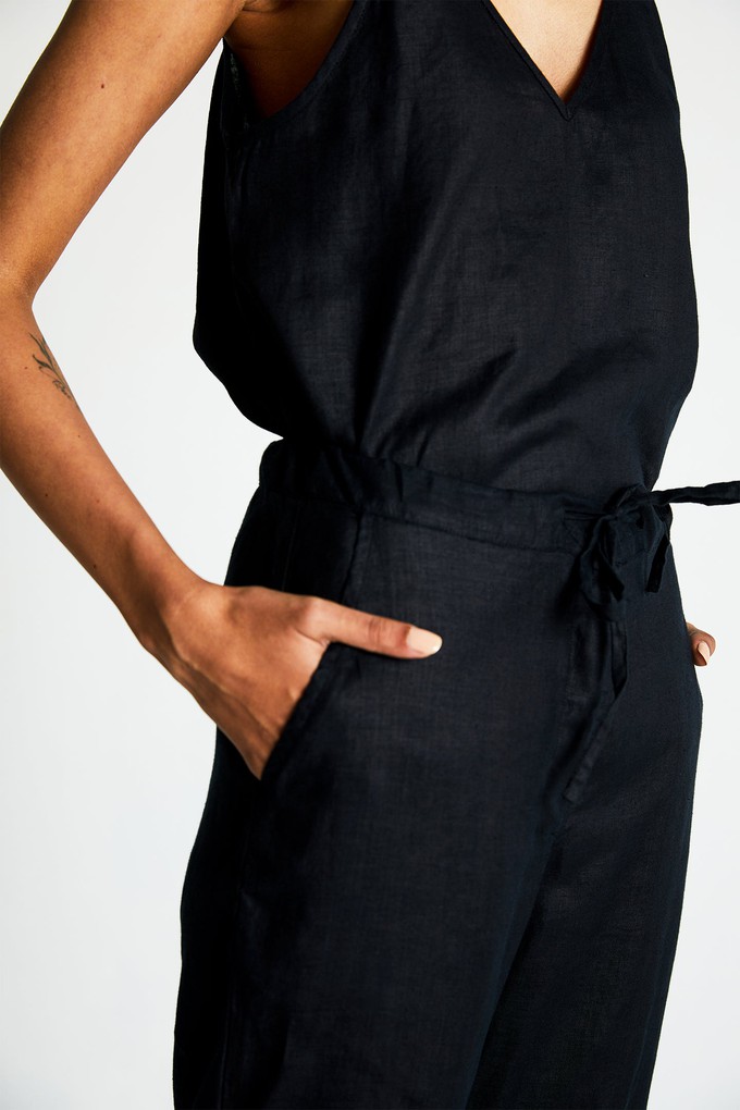 The Goes with Everything Pant in Black from Reistor