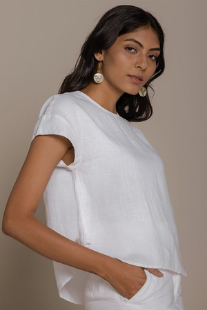 Sandcastle Saturdays Top in White from Reistor