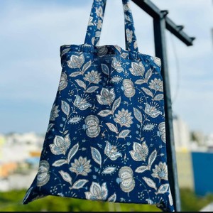 Slim Sari Tote Bag with Pocket: Ethically Handmade in India from Shakti.ism