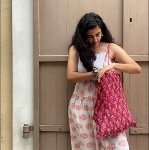 Slim Sari Tote Bag with Pocket: Ethically Handmade in India from Shakti.ism