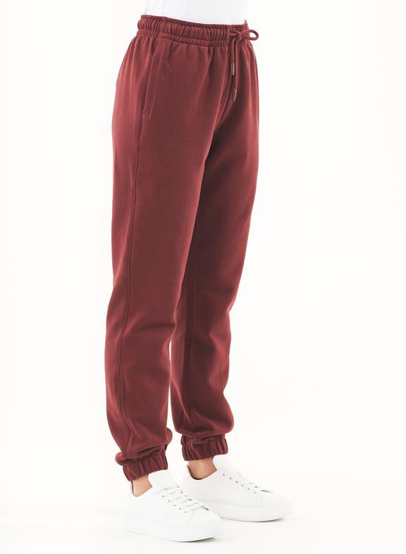Sweatpants Perrie Bordeaux from Shop Like You Give a Damn