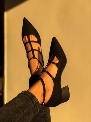 Pumps Wednesday Midi Black from Shop Like You Give a Damn