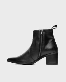 Ankle Boots Swan No.1 Black via Shop Like You Give a Damn
