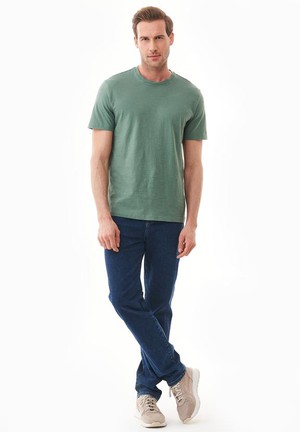 T-Shirt Basic Green Tea from Shop Like You Give a Damn
