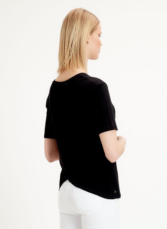 T-Shirt V-Neck Black from Shop Like You Give a Damn