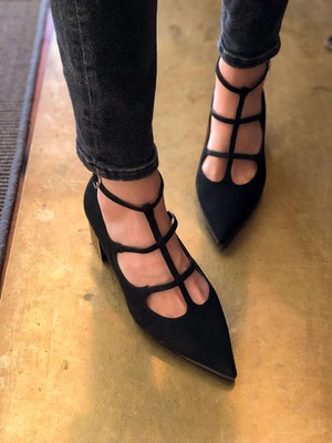 Pumps Wednesday Midi Black from Shop Like You Give a Damn