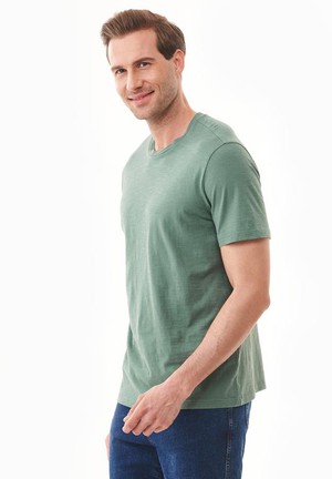 T-Shirt Basic Green Tea from Shop Like You Give a Damn