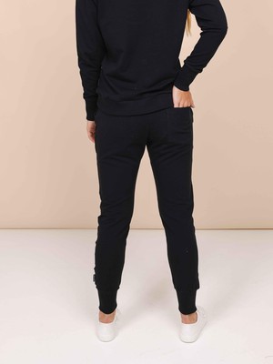 Black Pants Damen from SNURK