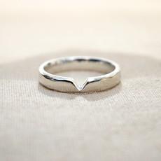 Cut out ring  - Silver via Solitude the Label